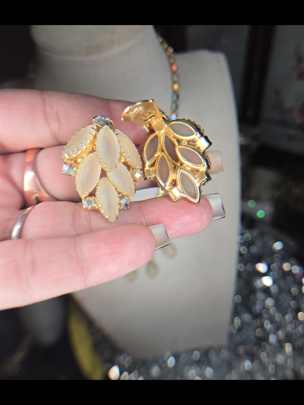 Stunning Vintage Juliana DeLizza & Elster Cream Frosted Amber AB Demi Parure Set - Picture 9 of 11